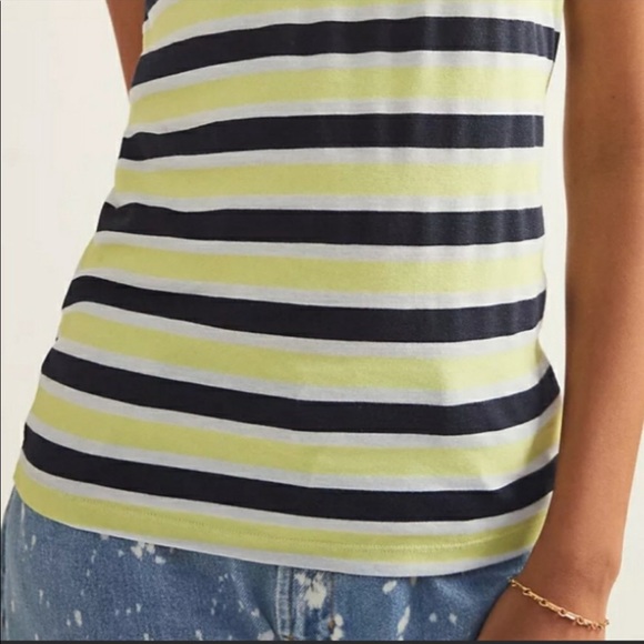 T.La Scoop-Neck Layering Tank Lime XL - Picture 4 of 10